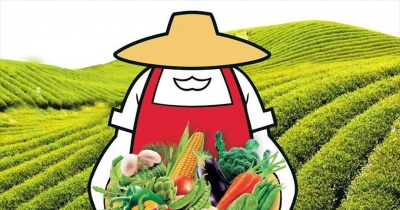 Η Μπάρμπα Στάθης σιτίζει για 2 μήνες τους 140 τροφίμους του Γηροκομείου Αθηνών