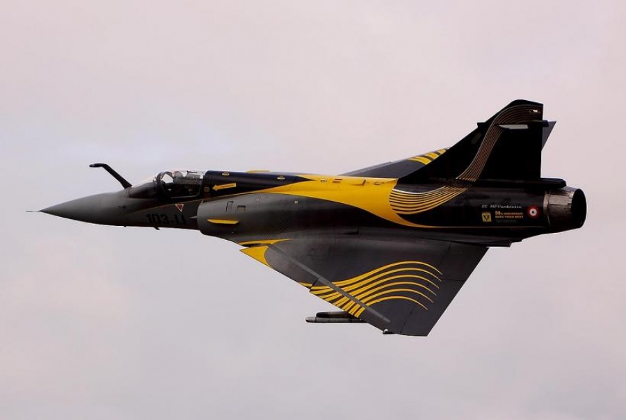 Ανατροπή - Η Γαλλία ανεβάζει παλιά μαχητικά Mirage 2000 πάνω από την Αφρική: Τι κρύβει η... νέα στρατηγική του Παρισιού