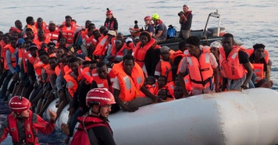 Πάνω από 400 μετανάστες διασώθηκαν ανοικτά της Ισπανίας