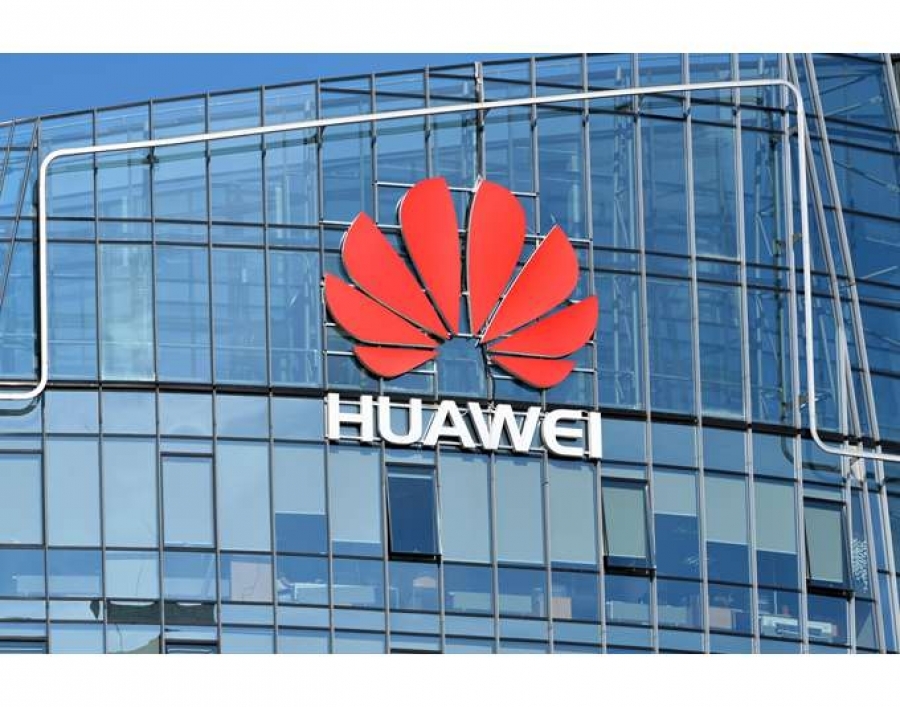 «Βουτιά» σε έσοδα και πωλήσεις smartphone για τον κινέζικο τηλεπικοινωνιακό γίγαντα Huawei λόγω των αμερικανικών κυρώσεων