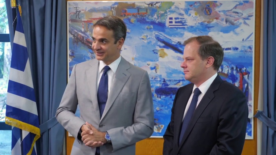 Σύσκεψη Μητσοτάκη με την ηγεσία του υπουργείου Υποδομών - Επί τάπητος τα έργα του 2020