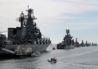 Αλληλοκατηγορίες Ρωσίας - Ουκρανίας για την βύθιση εκατοντάδων «παρασυρόμενων» ναρκών - Κίνδυνος για τα φορτηγά στη Μαύρη Θάλασσα