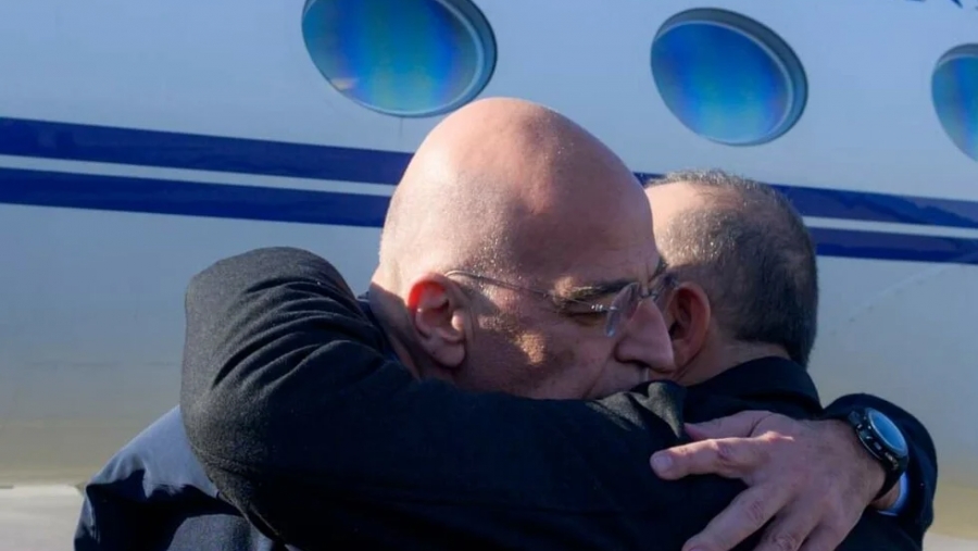 State Department (ΗΠΑ): Συγκινητική η εικόνα Δένδια - Cavusoglu στην καταστροφή του σεισμού